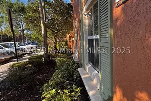 1033 SW 144th, Pembroke Pines, FL 33027 - Photo 2