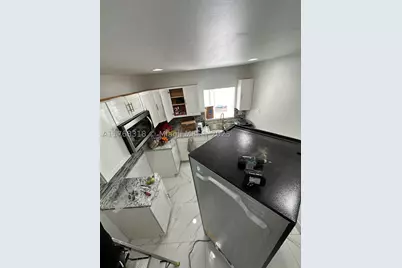700 SW 80th, North Lauderdale, FL 33068 - Photo 4