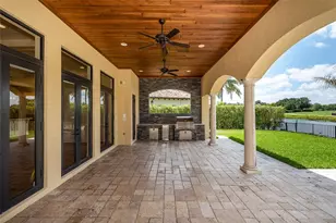 2600 E Hallandale Beach, Hallandale, FL 33009 - Photo 16