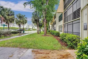 20301 NE 30th, Aventura, FL 33180 - Photo 18