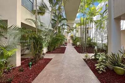 20301 NE 30th #122-5, Aventura, FL 33180 - Photo 24