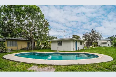 2542 Fillmore, Hollywood, FL 33020 - Photo 12