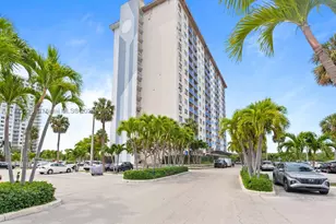 400 Kings Point, Sunny Isles Beach, FL 33160 - Photo 12