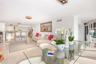 6423 Collins, Miami Beach, FL 33141 - Photo 10