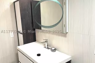 427 Golden Isles, Hallandale, FL 33009 - Photo 32