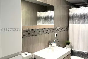 427 Golden Isles, Hallandale, FL 33009 - Photo 24