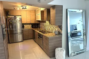 427 Golden Isles, Hallandale, FL 33009 - Photo 4