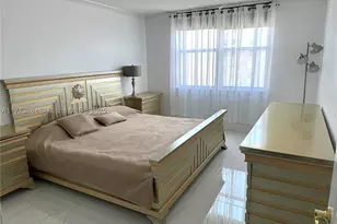 427 Golden Isles, Hallandale, FL 33009 - Photo 28