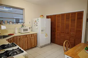 870 NW 14th, Miami, FL 33125 - Photo 22