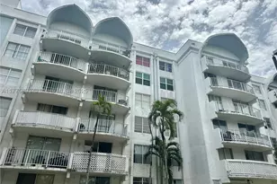 484 NW 165th St, Miami, FL 33169 - Photo 1