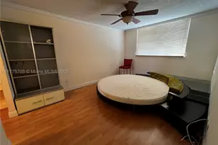 447 NE 195th, Miami, FL 33179 - Photo 8