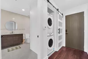 234 NE 3rd, Miami, FL 33132 - Photo 24