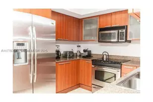 16699 Collins, Sunny Isles Beach, FL 33160 - Photo 10
