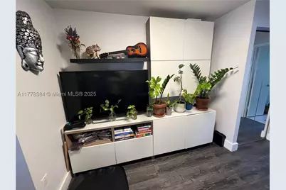 221 Meridian #206, Miami Beach, FL 33139 - Photo 4