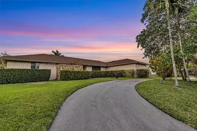 7801 SW 170th, Palmetto Bay, FL 33157 - Photo 2