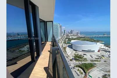 398 NE 5th #2910, Miami, FL 33132 - Photo 12