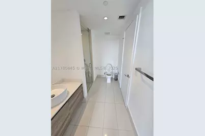 121 NE 34 #2511, Miami, FL 33137 - Photo 16