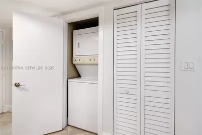 2951 S Bayshore #815, Miami, FL 33133 - Photo 14