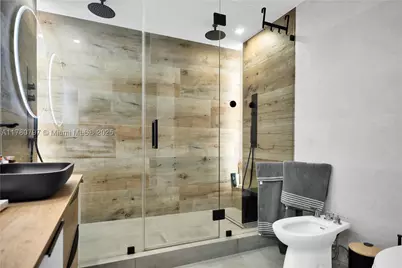 311 Poinciana #801, Sunny Isles Beach, FL 33160 - Photo 24