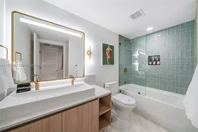 601 NE 1st #4212, Miami, FL 33132 - Photo 14