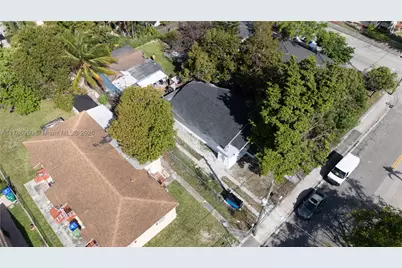 1114 SW 13th, Miami, FL 33135 - Photo 30