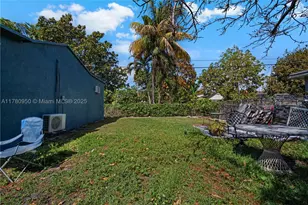 1114 SW 13th, Miami, FL 33135 - Photo 32