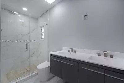 1114 SW 13th, Miami, FL 33135 - Photo 20
