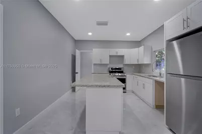1114 SW 13th, Miami, FL 33135 - Photo 8