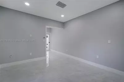 1114 SW 13th, Miami, FL 33135 - Photo 14