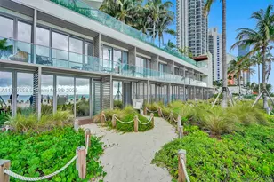18975 Collins, Sunny Isles Beach, FL 33160 - Photo 4
