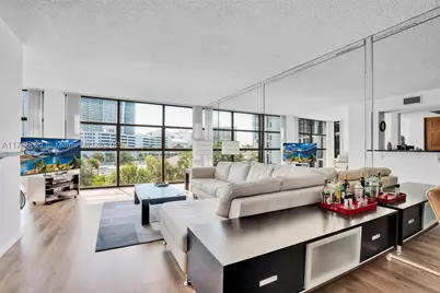 600 Parkview #422(+DEN), Hallandale, FL 33009 - Photo 2