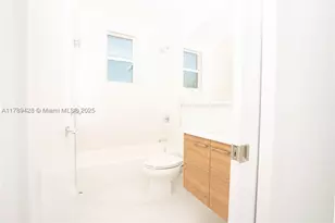 900 SW 24th, Miami, FL 33129 - Photo 14