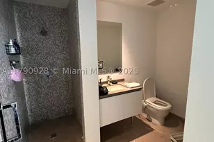 88 SW 7th, Miami, FL 33130 - Photo 8
