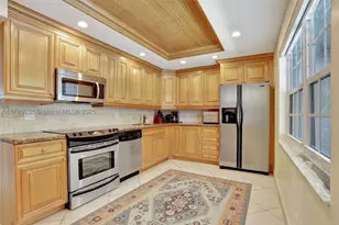 4020 W Palm Aire, Pompano Beach, FL 33069 - Photo 2