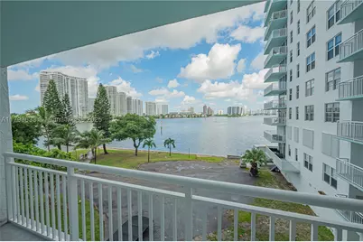 301 174th #401, Sunny Isles Beach, FL 33160 - Photo 34