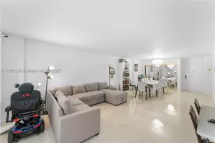 9511 Collins, Surfside, FL 33154 - Photo 4