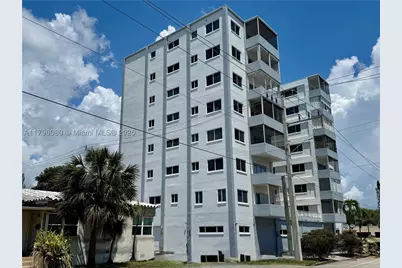 1700 Pierce #202, Hollywood, FL 33020 - Photo 8