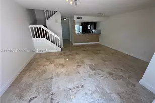 878 Crystal Lake, Deerfield Beach, FL 33064 - Photo 4