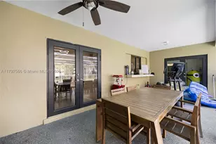 20375 NE 22nd, Miami, FL 33180 - Photo 48