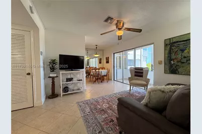 1700 Pierce #702, Hollywood, FL 33020 - Photo 4