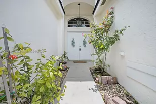 1910 SW 183rd, Miramar, FL 33029 - Photo 4