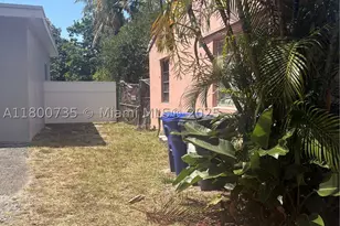 2530 Washington, Hollywood, FL 33020 - Photo 24