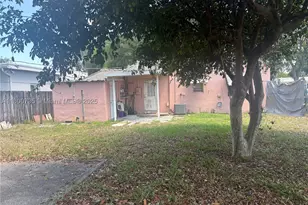 2530 Washington, Hollywood, FL 33020 - Photo 32
