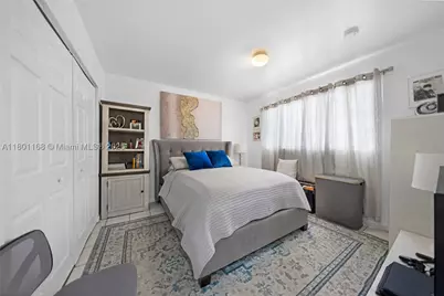 569 SW 4th, Miami, FL 33130 - Photo 4