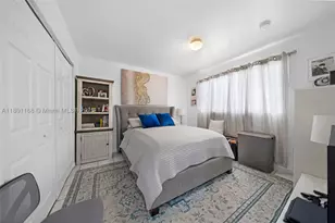 569 SW 4th, Miami, FL 33130 - Photo 4