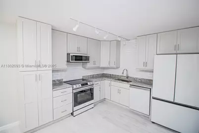 1410 14th #1410, Palm Beach Gardens, FL 33418 - Photo 4