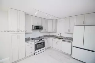 1410 14th, Palm Beach Gardens, FL 33418 - Photo 4