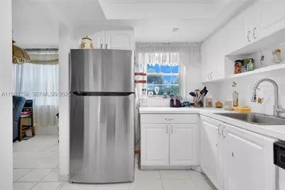 1400 Saint Charles #L4, Pembroke Pines, FL 33026 - Photo 18