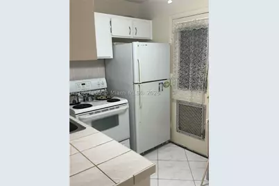 1395 NE 167th #203, Miami, FL 33162 - Photo 4