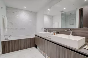 1000 Brickell, Miami, FL 33131 - Photo 24